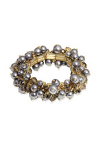 Load image into Gallery viewer, Pearl Stretch Bracelet